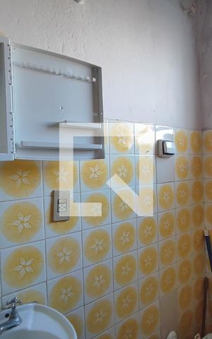 Casa à venda com 330m², 4 quartos e 1 vagaEdícula - Banheiro