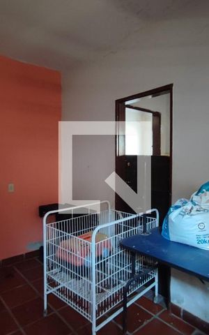 Casa à venda com 330m², 4 quartos e 1 vagaEdícula - Sala