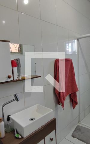 Casa à venda com 330m², 4 quartos e 1 vagaBanheiro Suíte