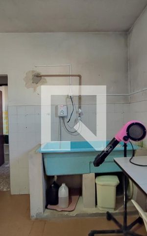 Casa à venda com 330m², 4 quartos e 1 vagaEdícula -Quarto