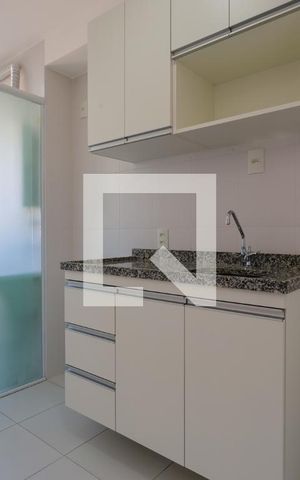 Apartamento para alugar com 50m², 2 quartos e 1 vaga Apartamento para alugar com 50m², 2 quartos e 1 vagaCozinha e Área de Serviço