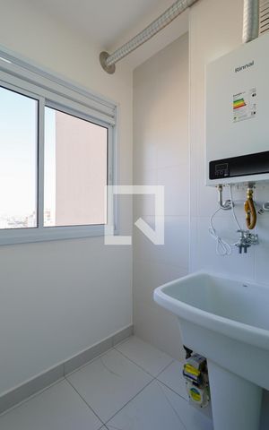 Apartamento para alugar com 50m², 2 quartos e 1 vaga Apartamento para alugar com 50m², 2 quartos e 1 vagaCozinha e Área de Serviço