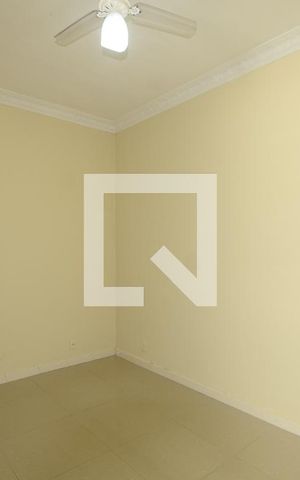 Apartamento para alugar com 65m², 2 quartos e sem vagaSala