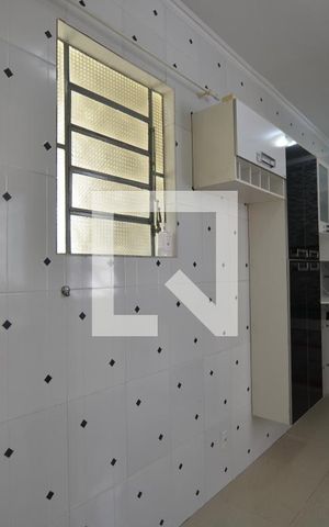 Apartamento para alugar com 65m², 2 quartos e sem vagaCozinha