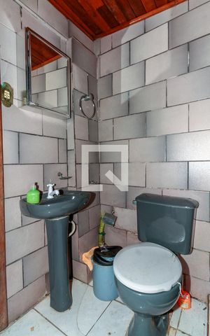 Casa à venda com 160m², 3 quartos e sem vaga Casa à venda com 160m², 3 quartos e sem vagaLavabo