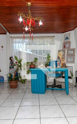Casa à venda com 160m², 3 quartos e sem vaga Casa à venda com 160m², 3 quartos e sem vagaSala 2