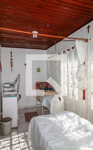 Casa à venda com 160m², 3 quartos e sem vaga Casa à venda com 160m², 3 quartos e sem vagaSala 2