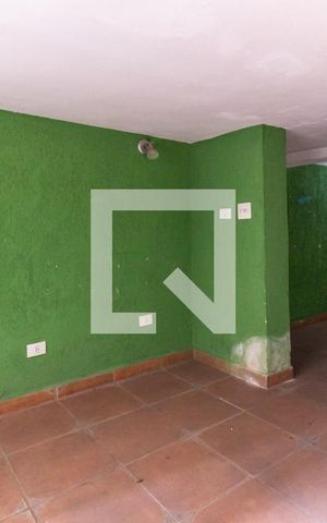 Casa à venda com 205m², 3 quartos e 2 vagas Casa à venda com 205m², 3 quartos e 2 vagasÁrea de Serviço