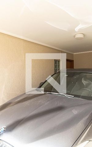 Casa à venda com 149m², 3 quartos e 2 vagas Casa à venda com 149m², 3 quartos e 2 vagasGaragem Coberta