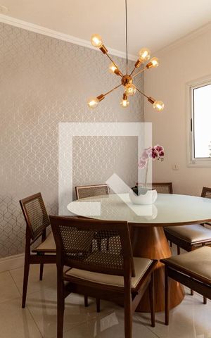 Casa à venda com 149m², 3 quartos e 2 vagas Casa à venda com 149m², 3 quartos e 2 vagasCozinha