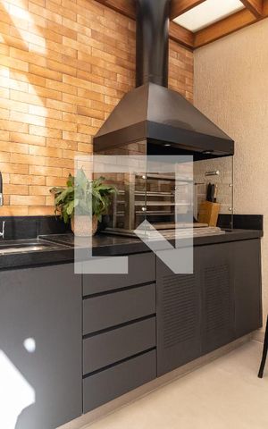 Casa à venda com 149m², 3 quartos e 2 vagas Casa à venda com 149m², 3 quartos e 2 vagasÁrea Gourmet - Churrasqueira