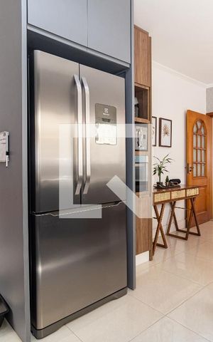 Casa à venda com 149m², 3 quartos e 2 vagas Casa à venda com 149m², 3 quartos e 2 vagasCozinha
