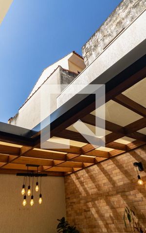 Casa à venda com 149m², 3 quartos e 2 vagas Casa à venda com 149m², 3 quartos e 2 vagasÁrea Gourmet