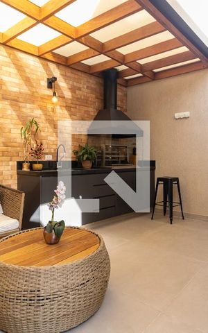 Casa à venda com 149m², 3 quartos e 2 vagas Casa à venda com 149m², 3 quartos e 2 vagasÁrea Gourmet