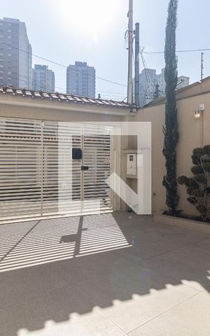 Casa à venda com 149m², 3 quartos e 2 vagas Casa à venda com 149m², 3 quartos e 2 vagasGaragem