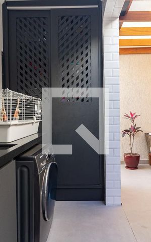 Casa à venda com 149m², 3 quartos e 2 vagas Casa à venda com 149m², 3 quartos e 2 vagasLavanderia