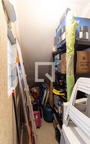 Casa à venda com 149m², 3 quartos e 2 vagas Casa à venda com 149m², 3 quartos e 2 vagasDepósito da Garagem