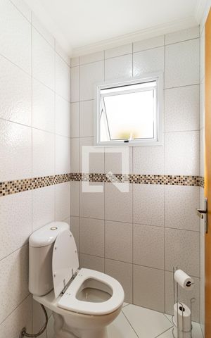 Casa à venda com 149m², 3 quartos e 2 vagas Casa à venda com 149m², 3 quartos e 2 vagasBanheiro