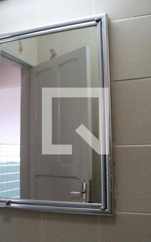 Casa à venda com 289m², 3 quartos e 2 vagas Casa à venda com 289m², 3 quartos e 2 vagasDetalhe do banheiro