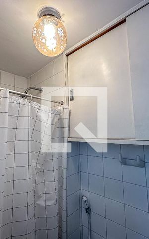 Apartamento para alugar com 82m², 1 quarto e 1 vaga Apartamento para alugar com 82m², 1 quarto e 1 vagaBanheiro de serviço