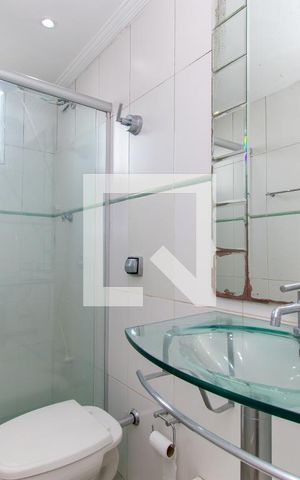 Apartamento para alugar com 67m², 2 quartos e 1 vaga Apartamento para alugar com 67m², 2 quartos e 1 vagaBanheiro