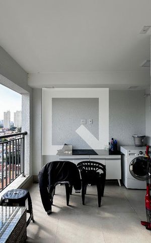 Apartamento à venda com 70m², 2 quartos e 1 vagaVaranda