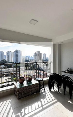 Apartamento à venda com 70m², 2 quartos e 1 vagaVaranda