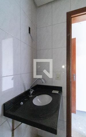 Casa à venda com 169m², 3 quartos e 2 vagasBanheiro da Suíte 1