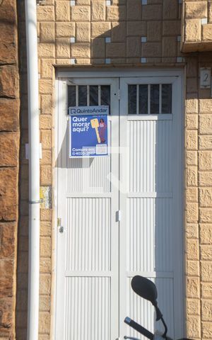 Casa para alugar com 500m², 4 quartos e 3 vagas Casa para alugar com 500m², 4 quartos e 3 vagasFachada