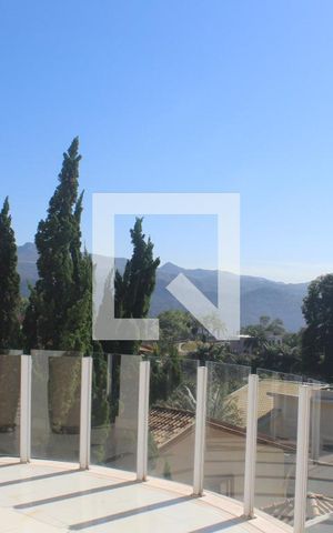Casa à venda com 360m², 4 quartos e 4 vagasVaranda
