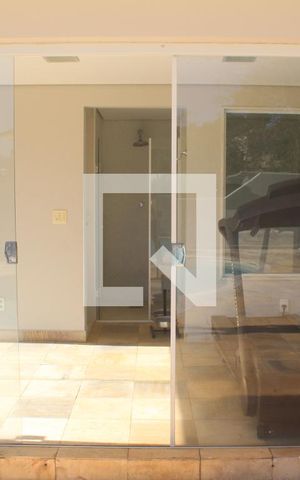 Casa à venda com 360m², 4 quartos e 4 vagasÁrea Comum