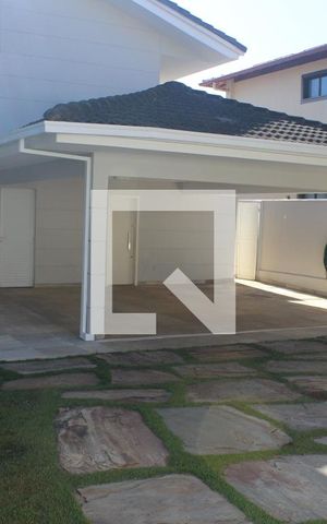 Casa à venda com 360m², 4 quartos e 4 vagasÁrea Comum