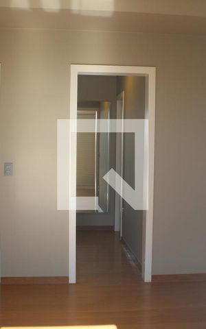 Casa à venda com 360m², 4 quartos e 4 vagasHall quartos