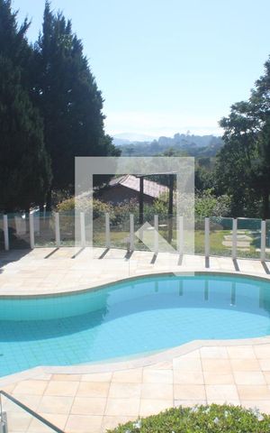 Casa à venda com 360m², 4 quartos e 4 vagasÁrea Comum
