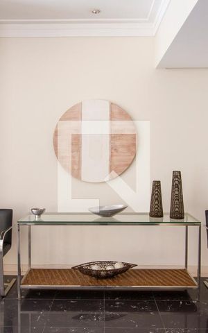 Apartamento para alugar com 70m², 2 quartos e 1 vagaÁrea comum - Hall de Entrada