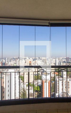 Apartamento para alugar com 70m², 2 quartos e 1 vagaVaranda