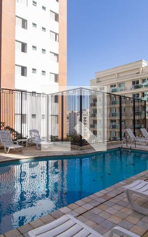 Apartamento para alugar com 70m², 2 quartos e 1 vagaÁrea comum - Piscina
