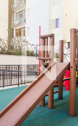 Apartamento para alugar com 70m², 2 quartos e 1 vagaÁrea comum - Playground