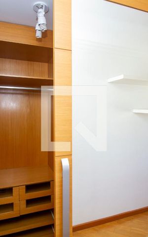 Apartamento para alugar com 70m², 2 quartos e 1 vagaCloset da suíte