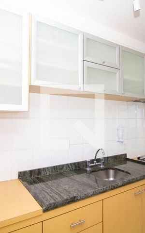 Apartamento para alugar com 70m², 2 quartos e 1 vagaCozinha