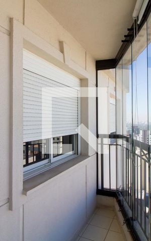 Apartamento para alugar com 70m², 2 quartos e 1 vagaVaranda