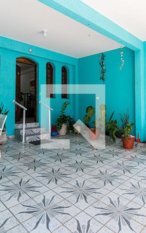Casa à venda com 178m², 3 quartos e 2 vagasGaragem