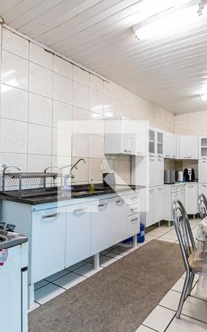 Casa à venda com 178m², 3 quartos e 2 vagasCozinha