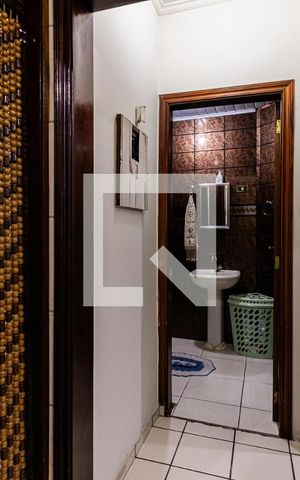 Casa à venda com 178m², 3 quartos e 2 vagasCorredor