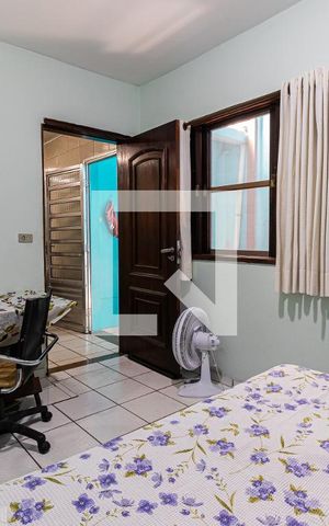 Casa à venda com 178m², 3 quartos e 2 vagasQuarto 2