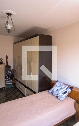 Casa à venda com 249m², 6 quartos e 1 vaga Casa à venda com 249m², 6 quartos e 1 vagaSuíte casa 02