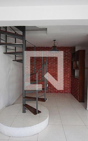 Casa à venda com 73m², 2 quartos e sem vagaSala