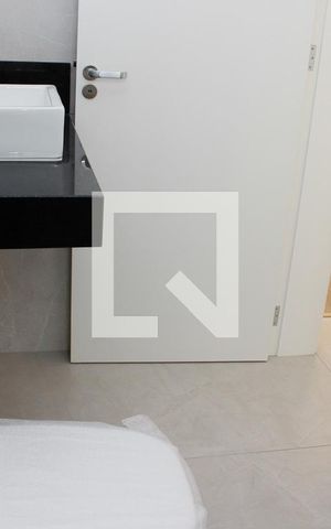 Casa de condomínio à venda com 144m², 3 quartos e 2 vagasBanheiro Social