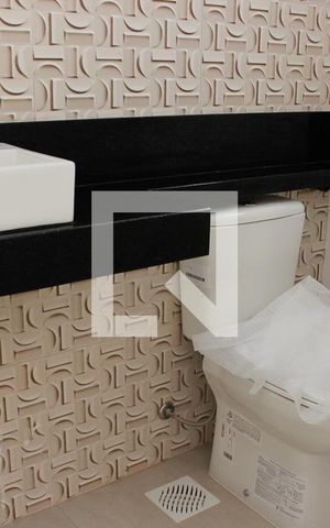 Casa de condomínio à venda com 144m², 3 quartos e 2 vagasLavabo