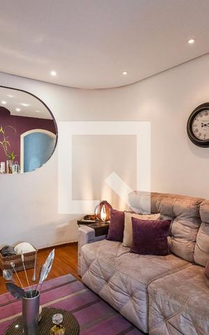 Casa à venda com 210m², 3 quartos e 2 vagas Casa à venda com 210m², 3 quartos e 2 vagasSala